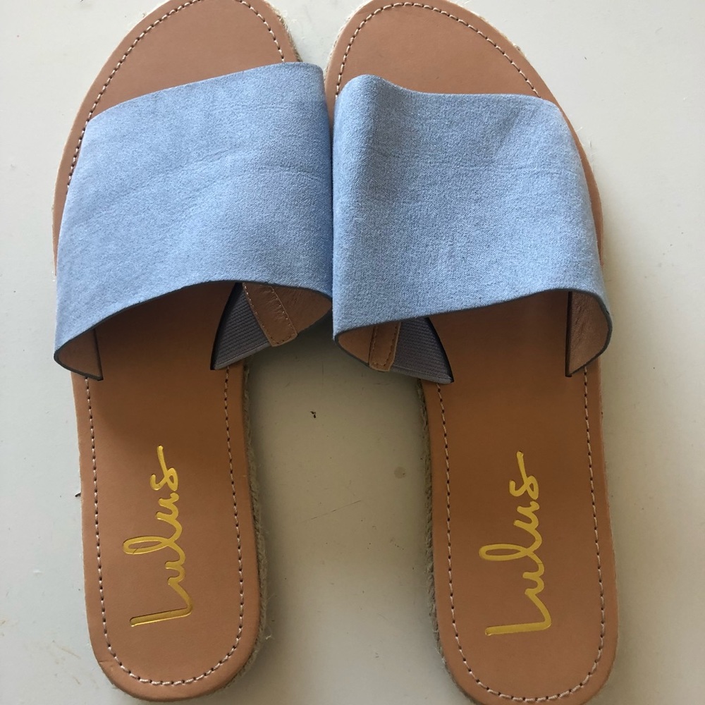 Lulus blue suede sandal
